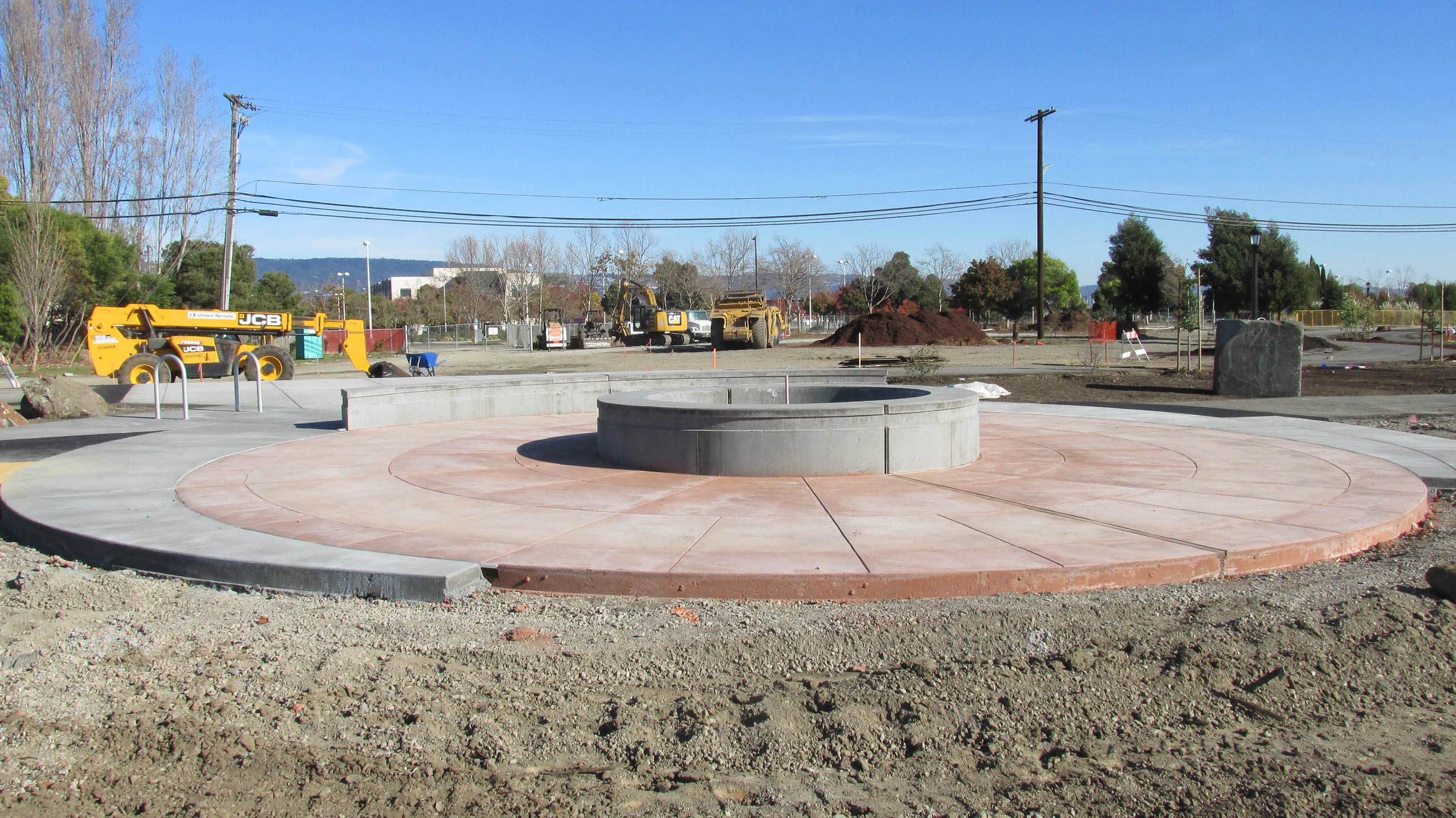 East End medallion: Completed